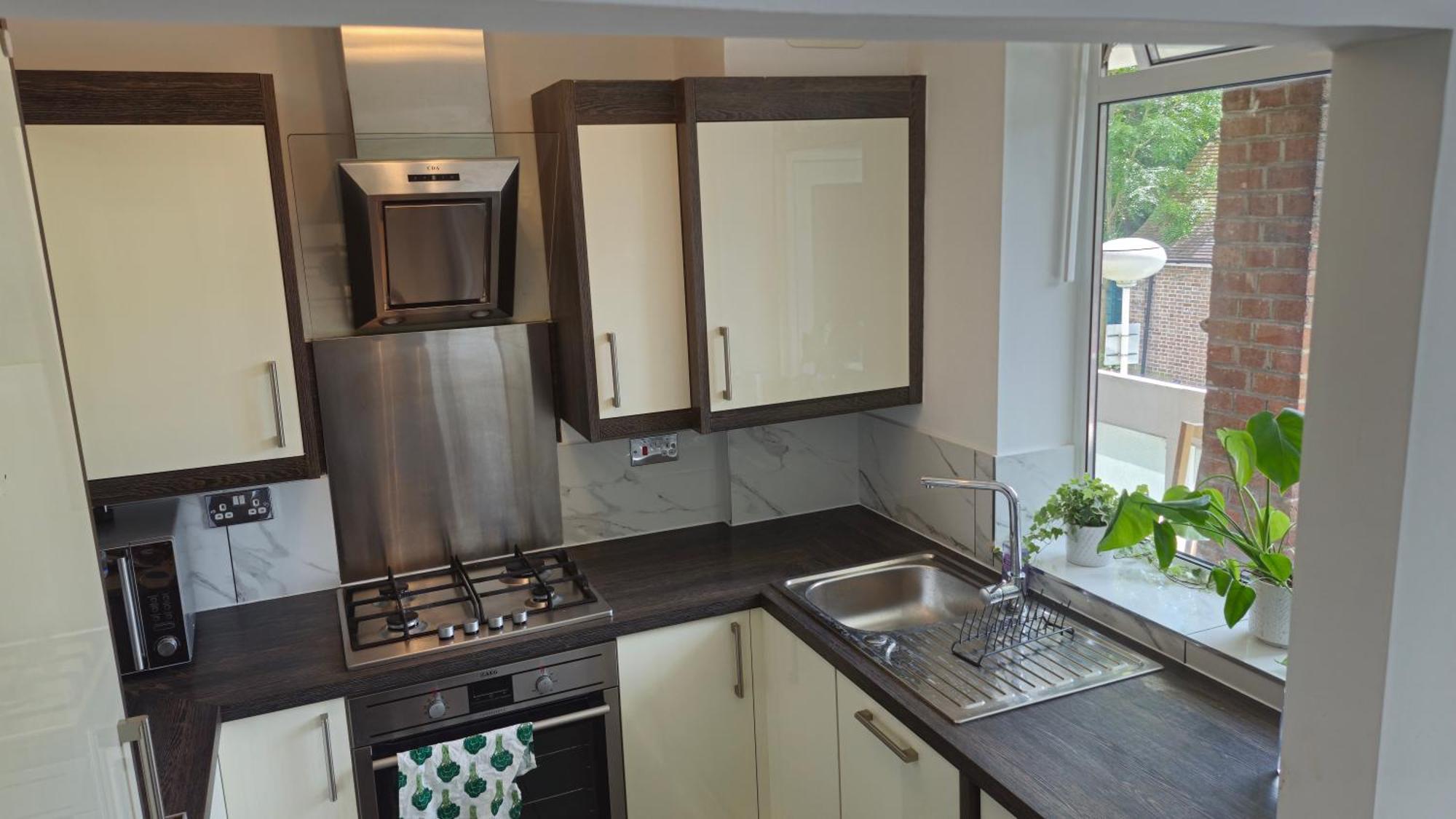 Bright Spacious Airy 2 Bed Flat Ealing kerület Kültér fotó
